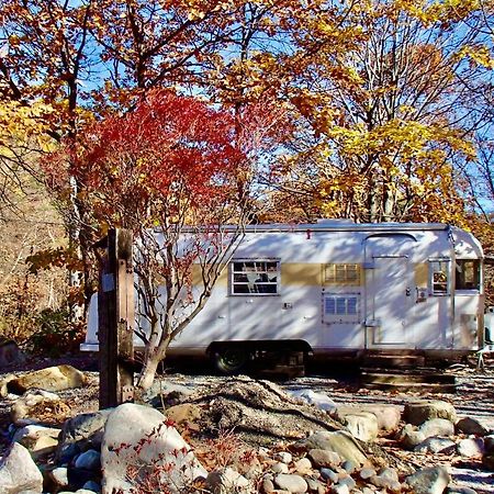 'Silver Streak' Ags Trailer Home Hakuba Extérieur photo